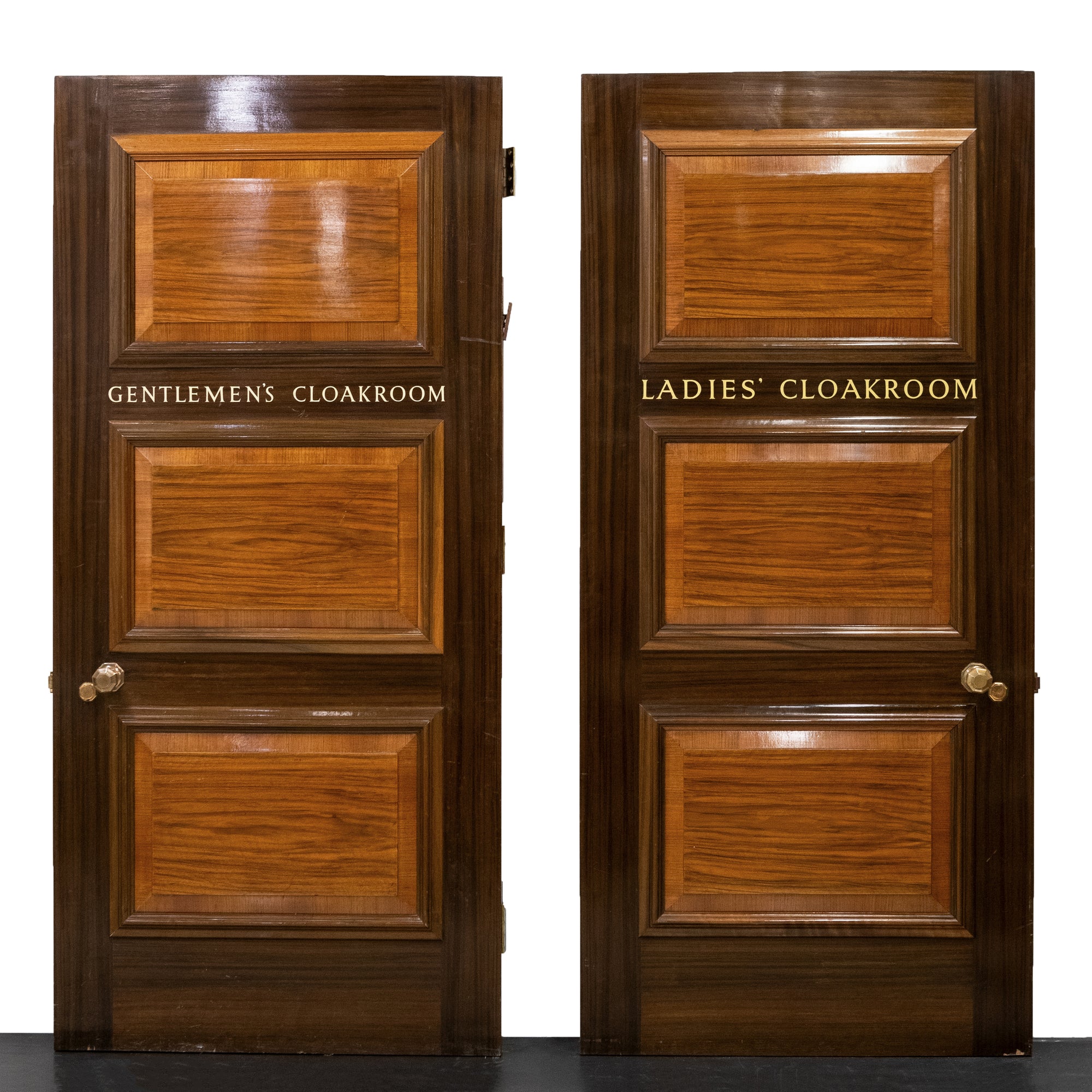Walnut Cloakroom Doors Reclaimed From Clothworkers' Hall | The Architectural Forum