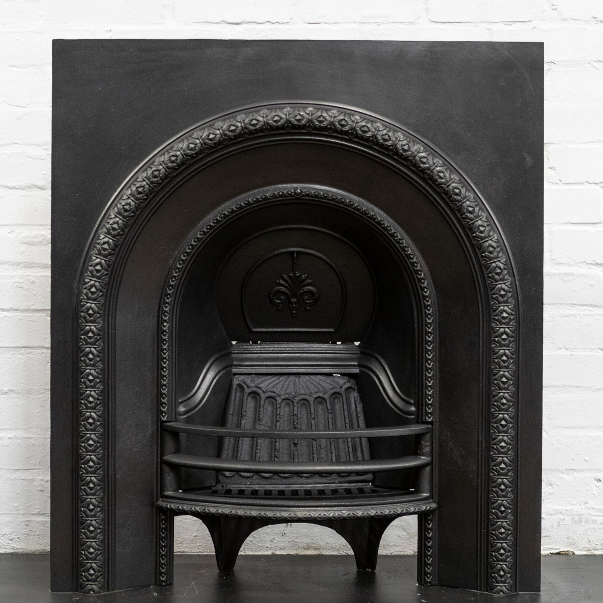 Antique Cast Iron Victorian Fireplace Insert | The Architectural Forum