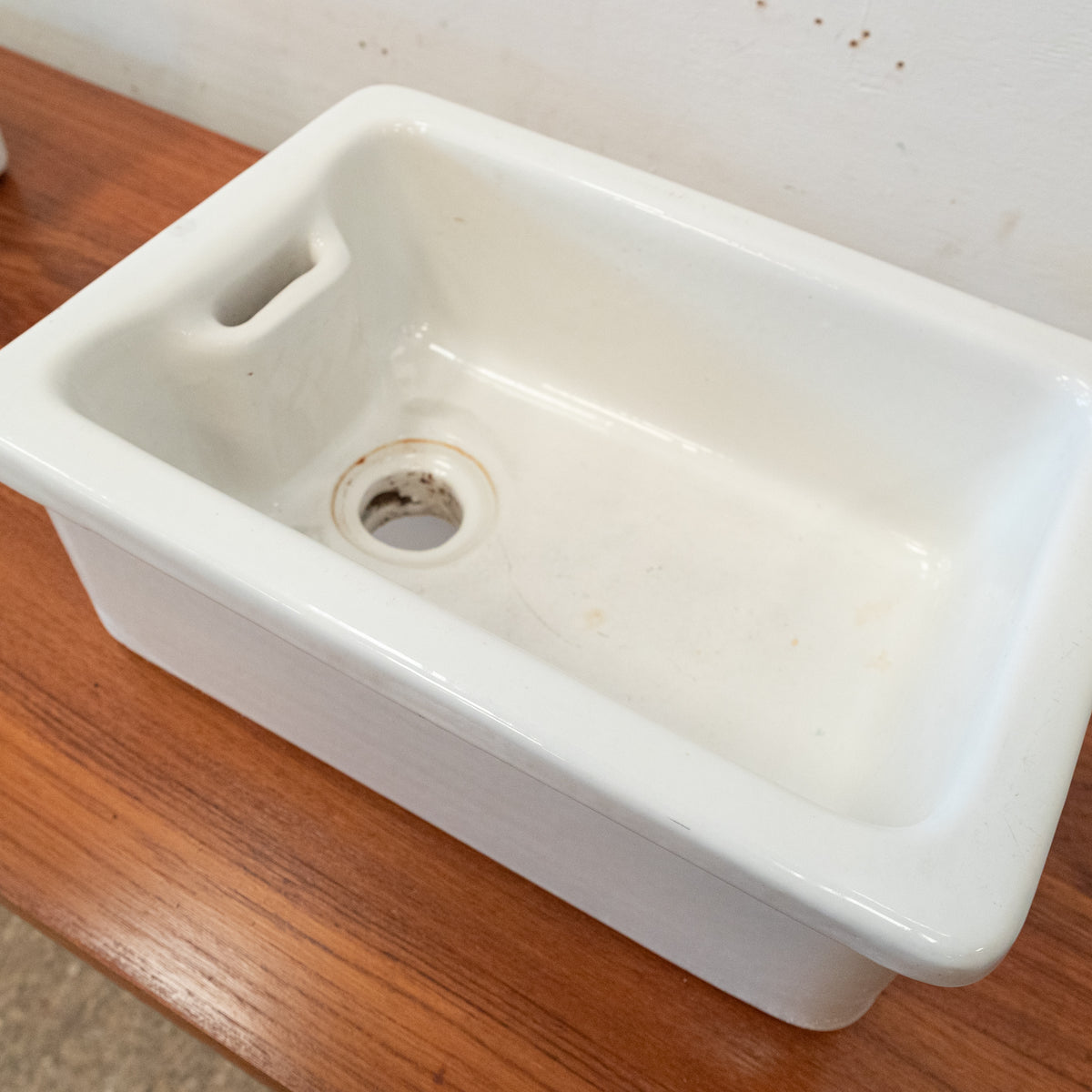 Twin Countertop Butler Sinks on Reclaimed Cast Iron and Teak Unit | The Architectural Forum