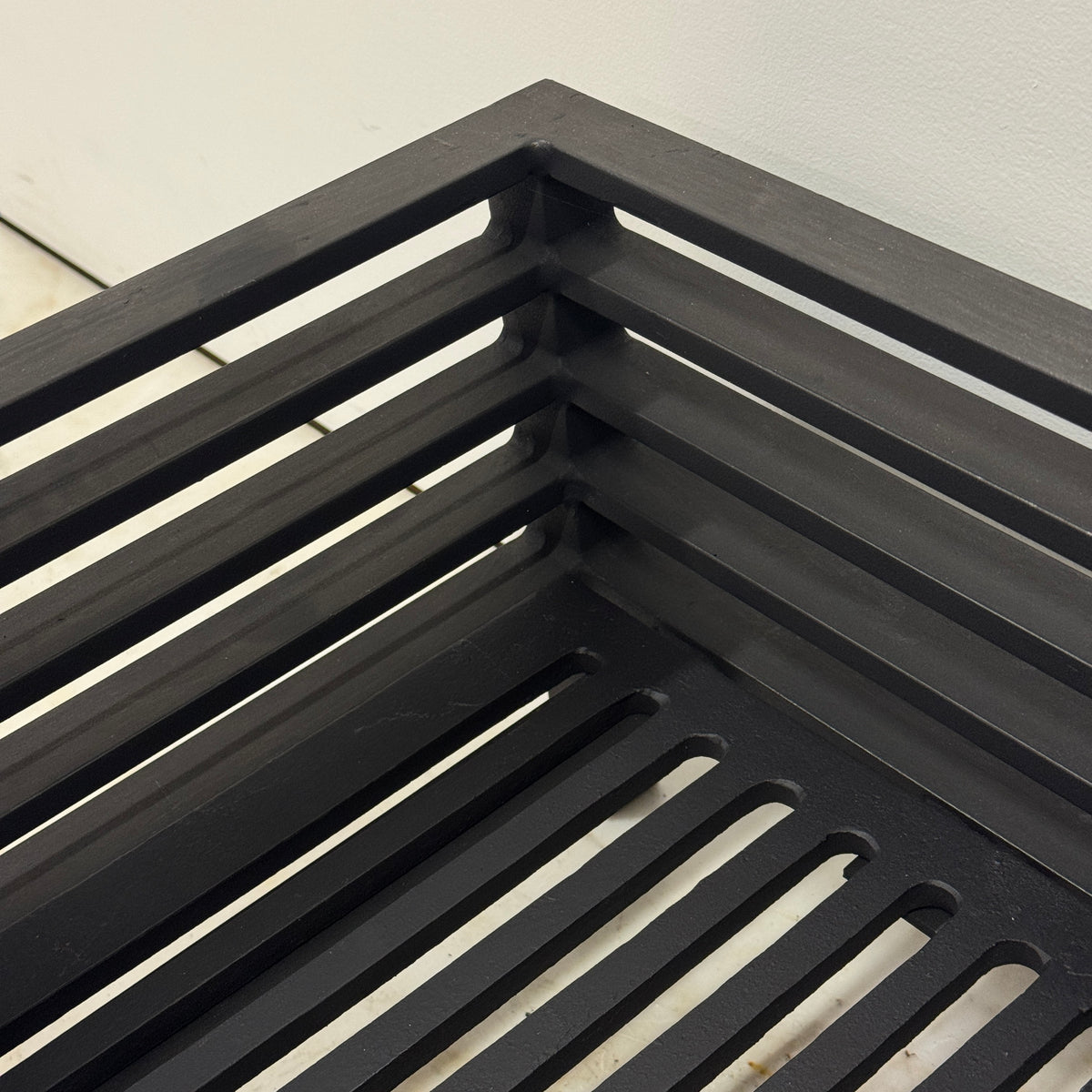 Reclaimed Cast Iron Fire Basket With Ash Pan Cover