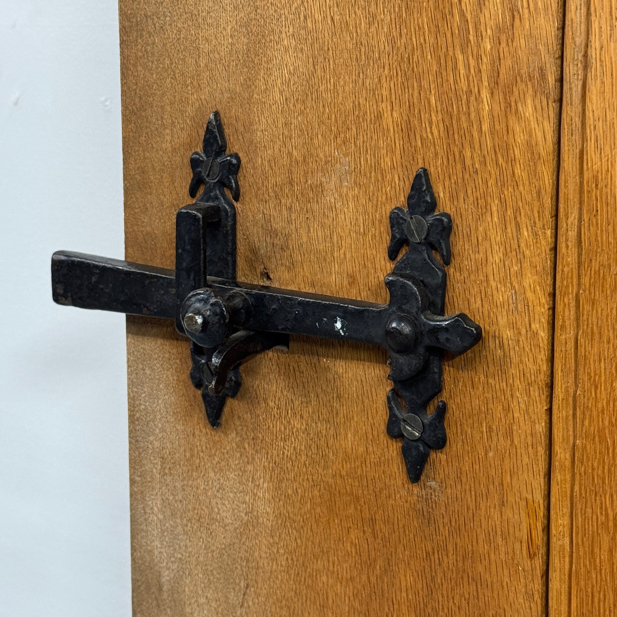 Antique Victorian Pine Latch Door - 189cm x 75.5cm x 2.5cm | The Architectural Forum
