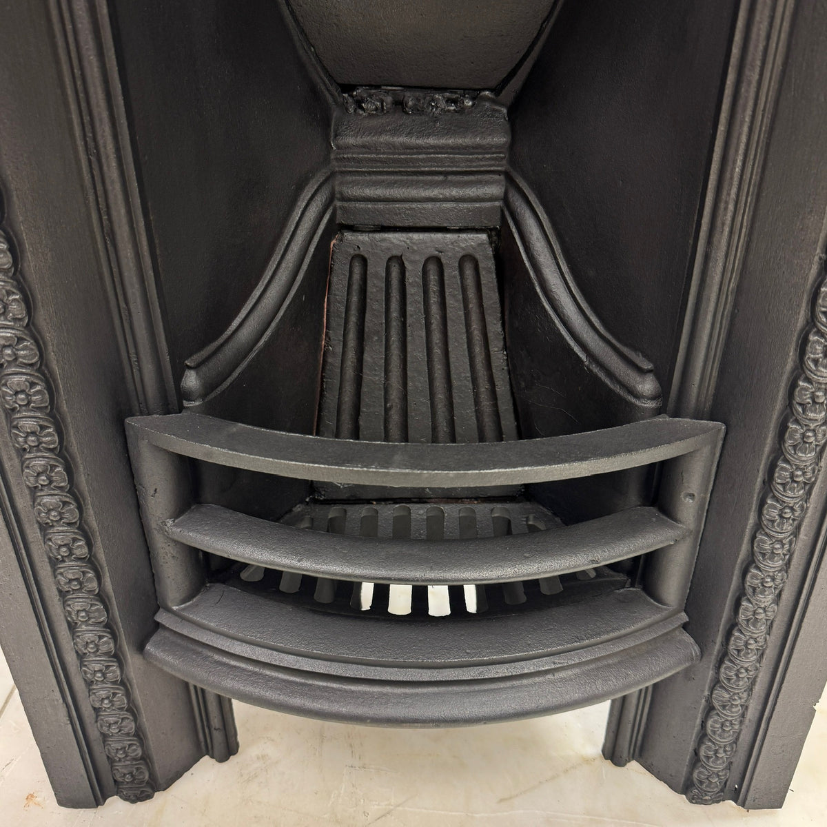 Antique Victorian Cast Iron Arched Insert | The Architectural Forum
