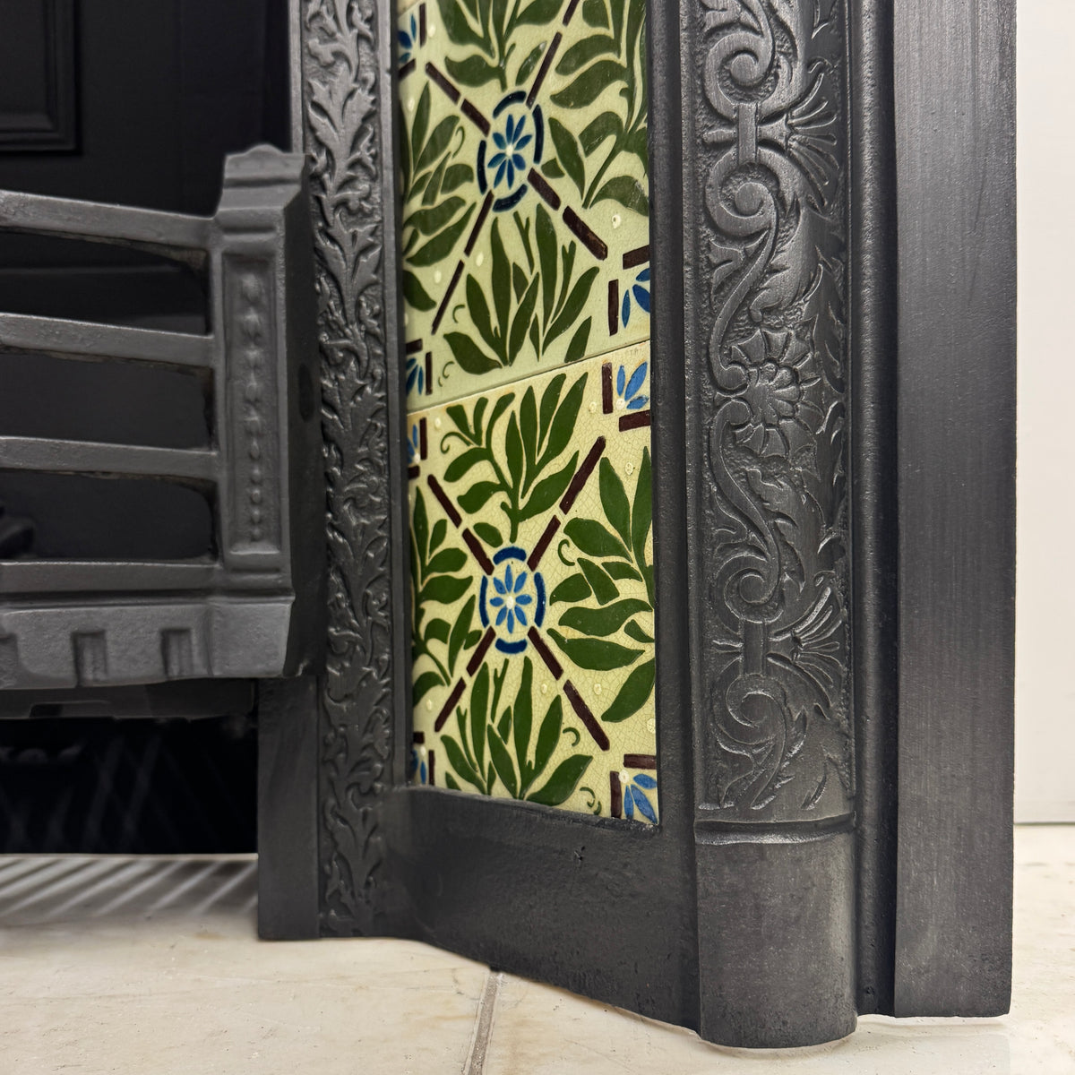 Antique Victorian Fireplace Insert With Josiah Wedgwood Tiles | The Architectural Forum