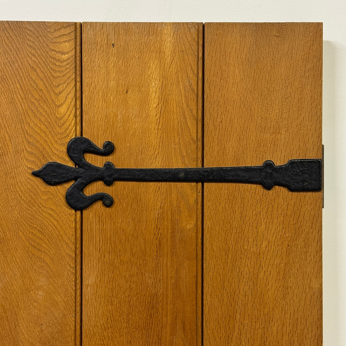 (Copy) (Copy) (Copy) Antique Victorian Pine Latch Door - 191cm x 75.5cm x 2cm | The Architectural Forum