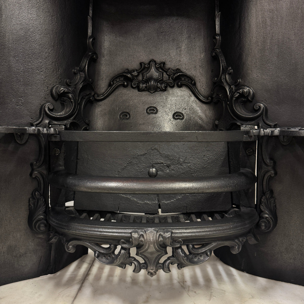 Antique Ornate Georgian Cast Iron Hob Grate Insert | The Architectural Forum