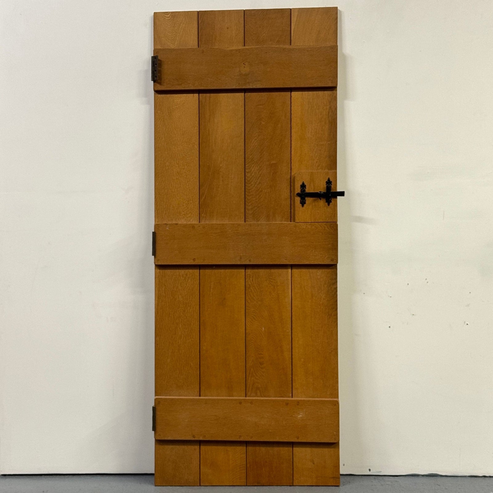 (Copy) (Copy) (Copy) Antique Victorian Pine Latch Door - 191cm x 75.5cm x 2cm | The Architectural Forum
