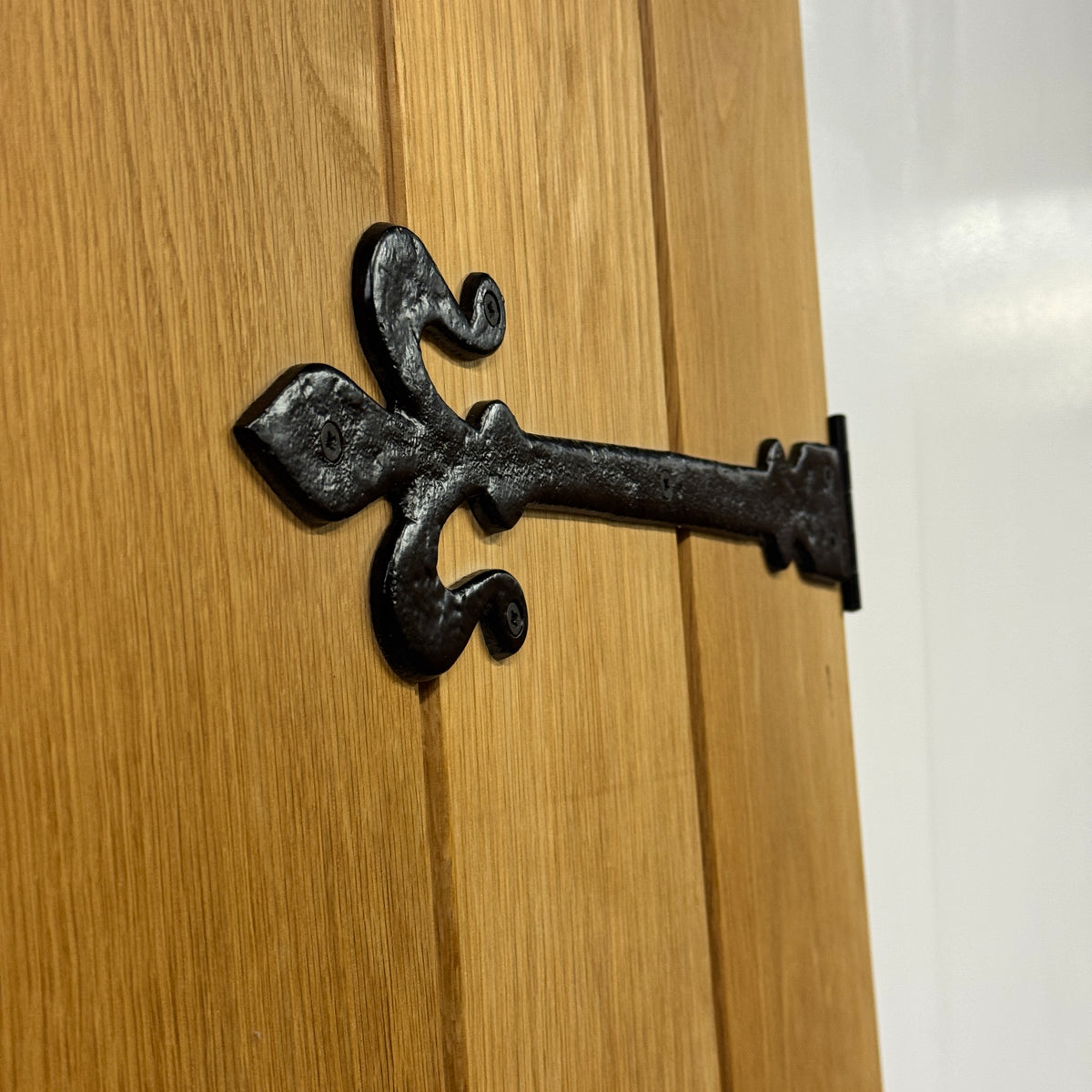 Antique Victorian Pine Latch Door - 192.5cm x 68cm x 2.5cm