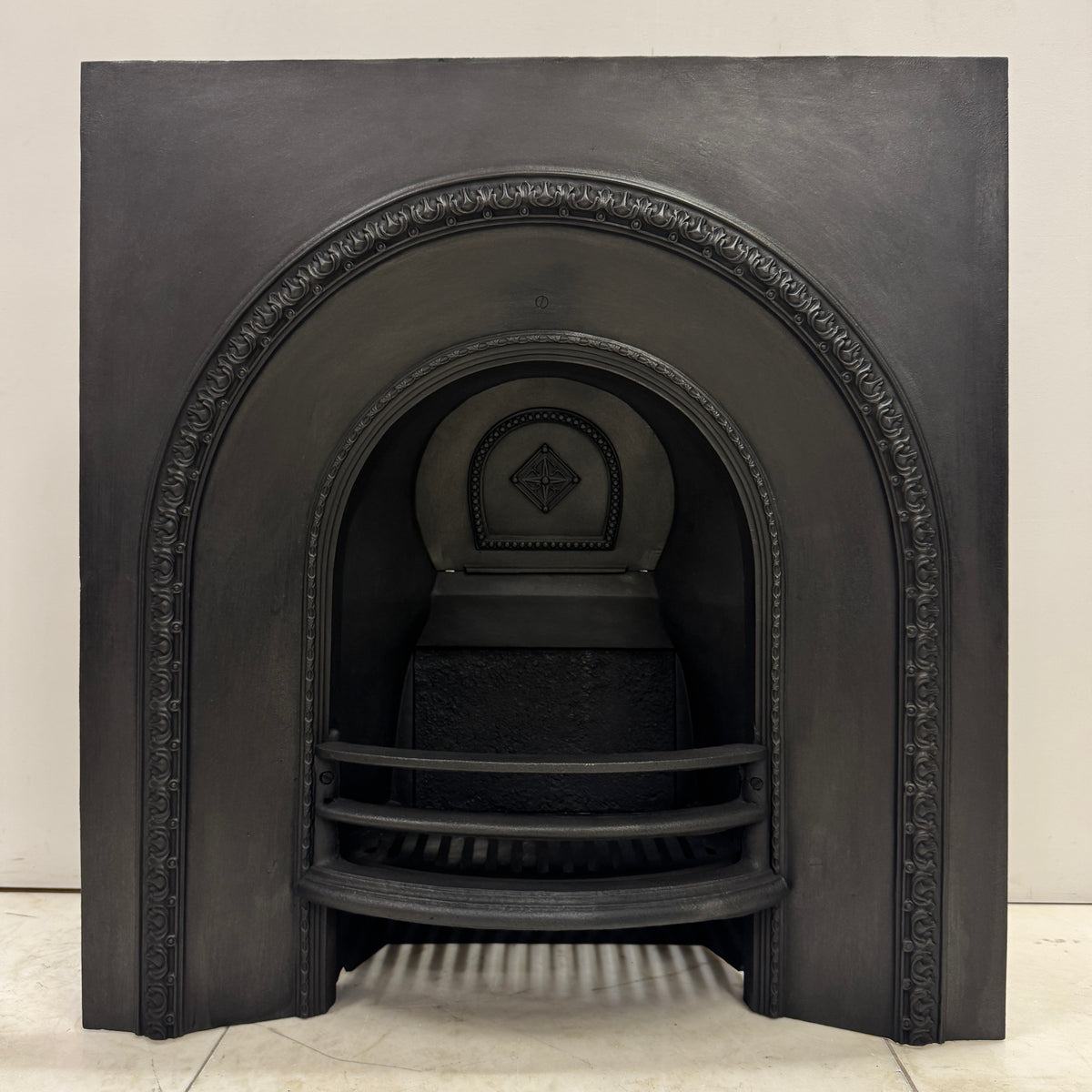 Antique Victorian Cast Iron Arched Insert | The Architectural Forum