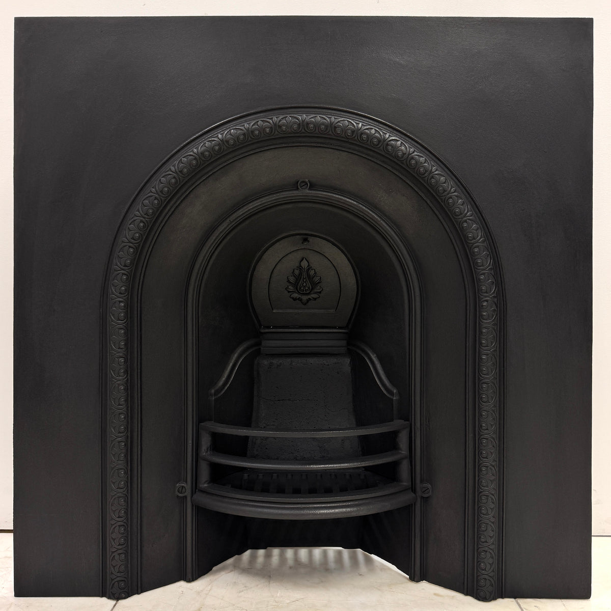 Antique Victorian Cast Iron Arched Insert | The Architectural Forum
