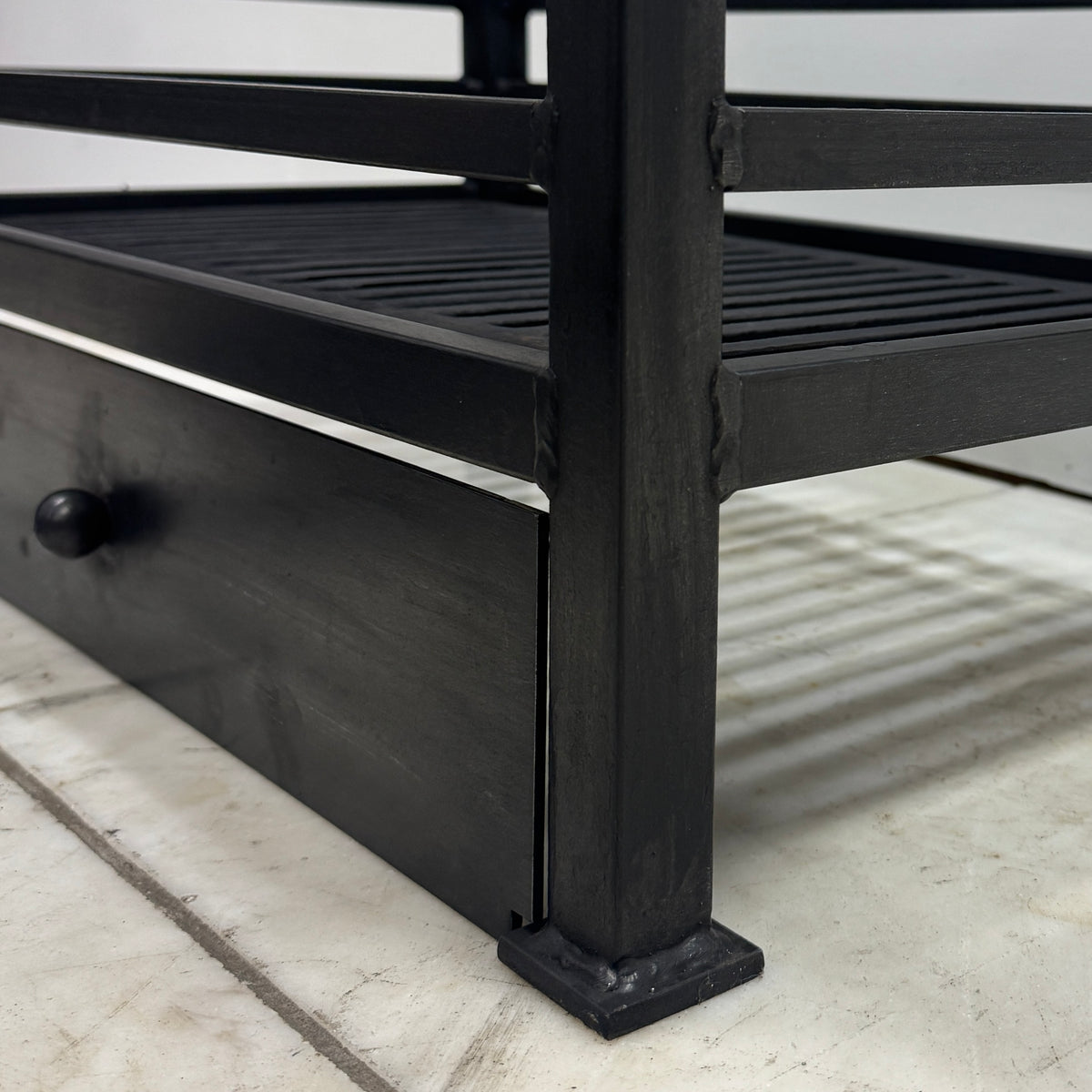 Reclaimed Black Fire Basket with Ash Pan Cover