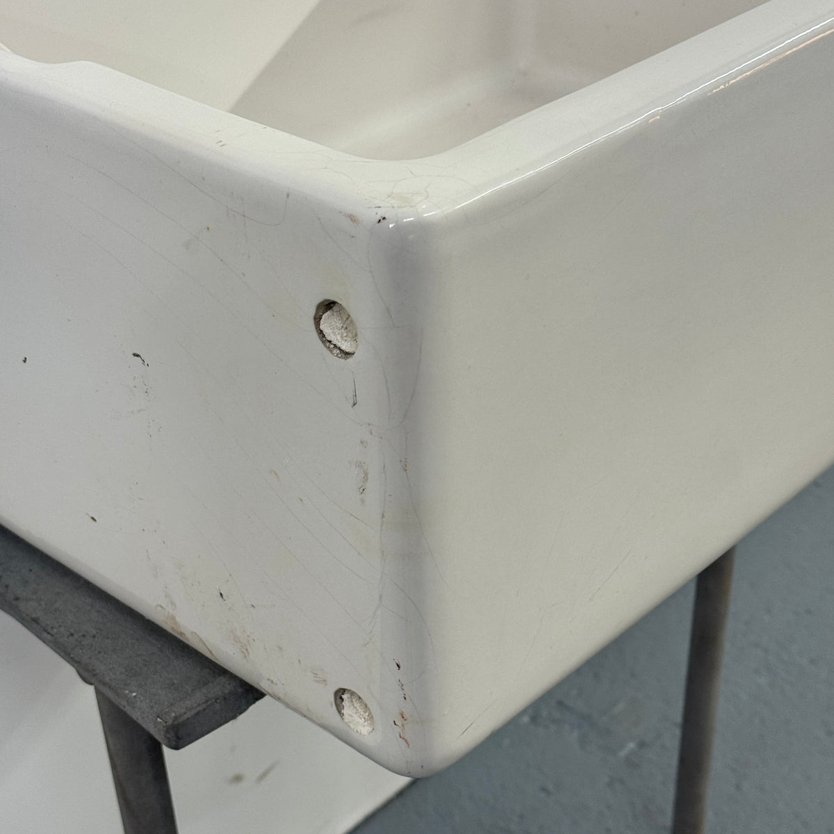 Reclaimed Wall-Mounted Basin Sink