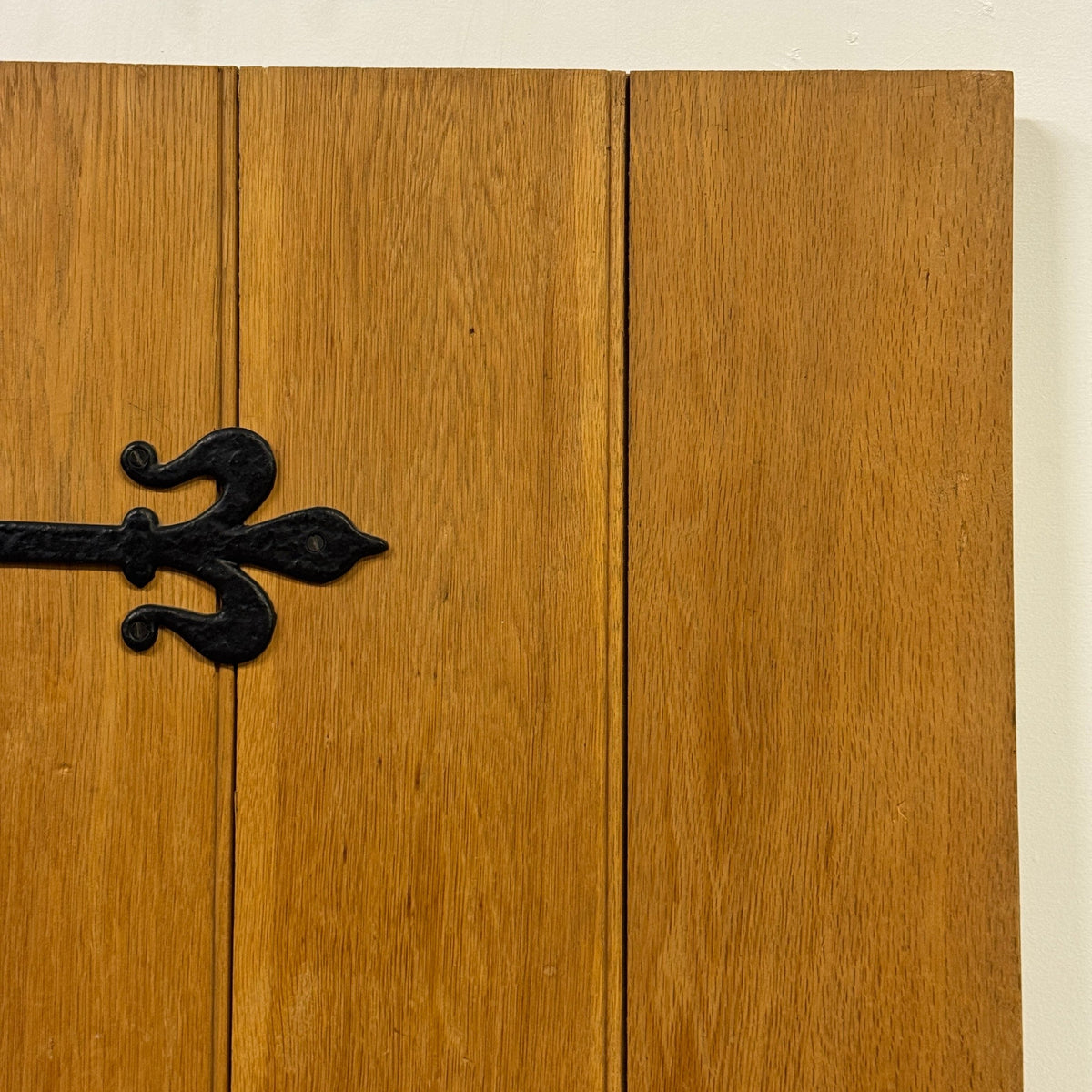 (Copy) (Copy) (Copy) (Copy) Antique Victorian Pine Latch Door - 191cm x 75.5cm x 2cm | The Architectural Forum