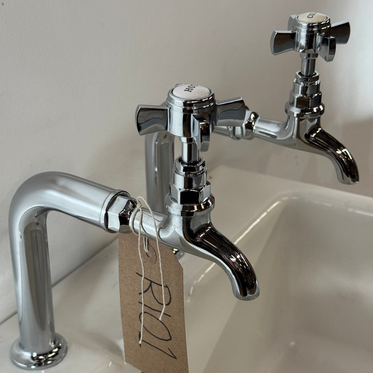 Reclaimed Wall-Mounted Basin Sink With Twin Chrome Taps