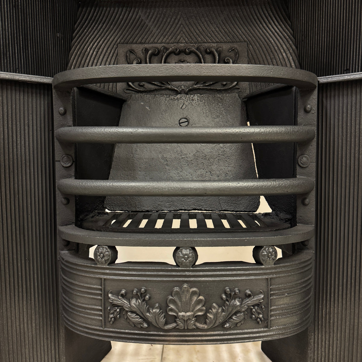 Antique Georgian Cast Iron Register Grate Fireplace | The Architectural Forum