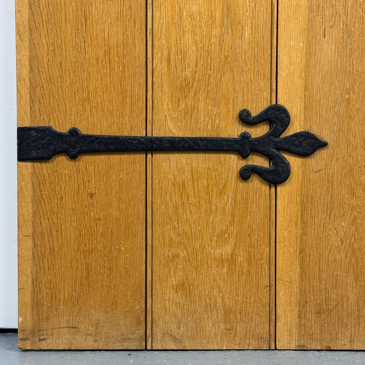 (Copy) (Copy) (Copy) (Copy) Antique Victorian Pine Latch Door - 191cm x 75.5cm x 2cm | The Architectural Forum