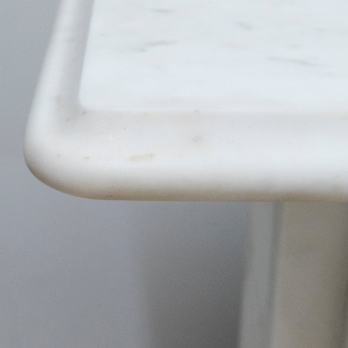 Imposing Victorian Statuary Marble Carved Corbel Chimneypiece | The Architectural Forum