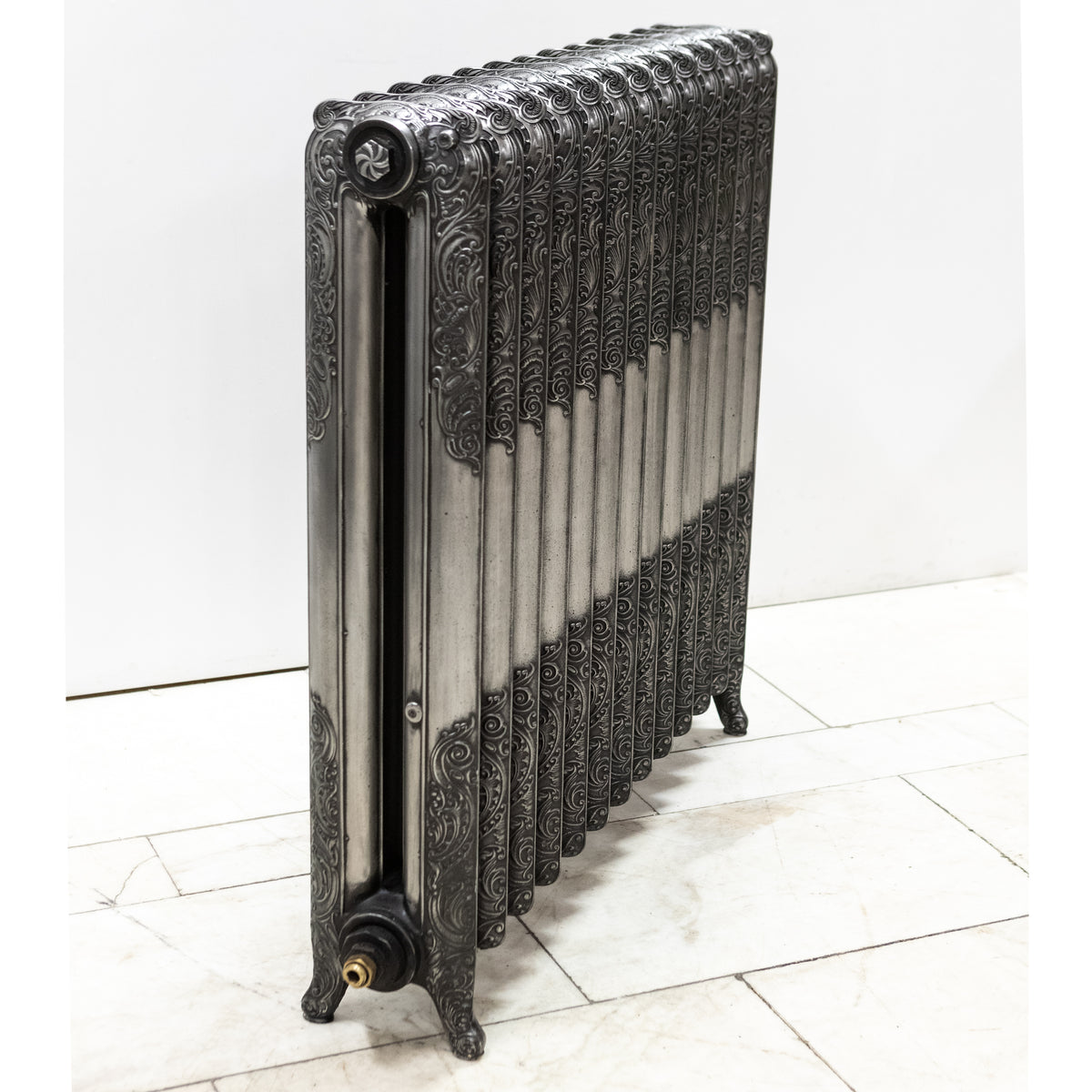 Antique Decorative Cast Iron Two Column Radiator (96cm T x 110cm L)