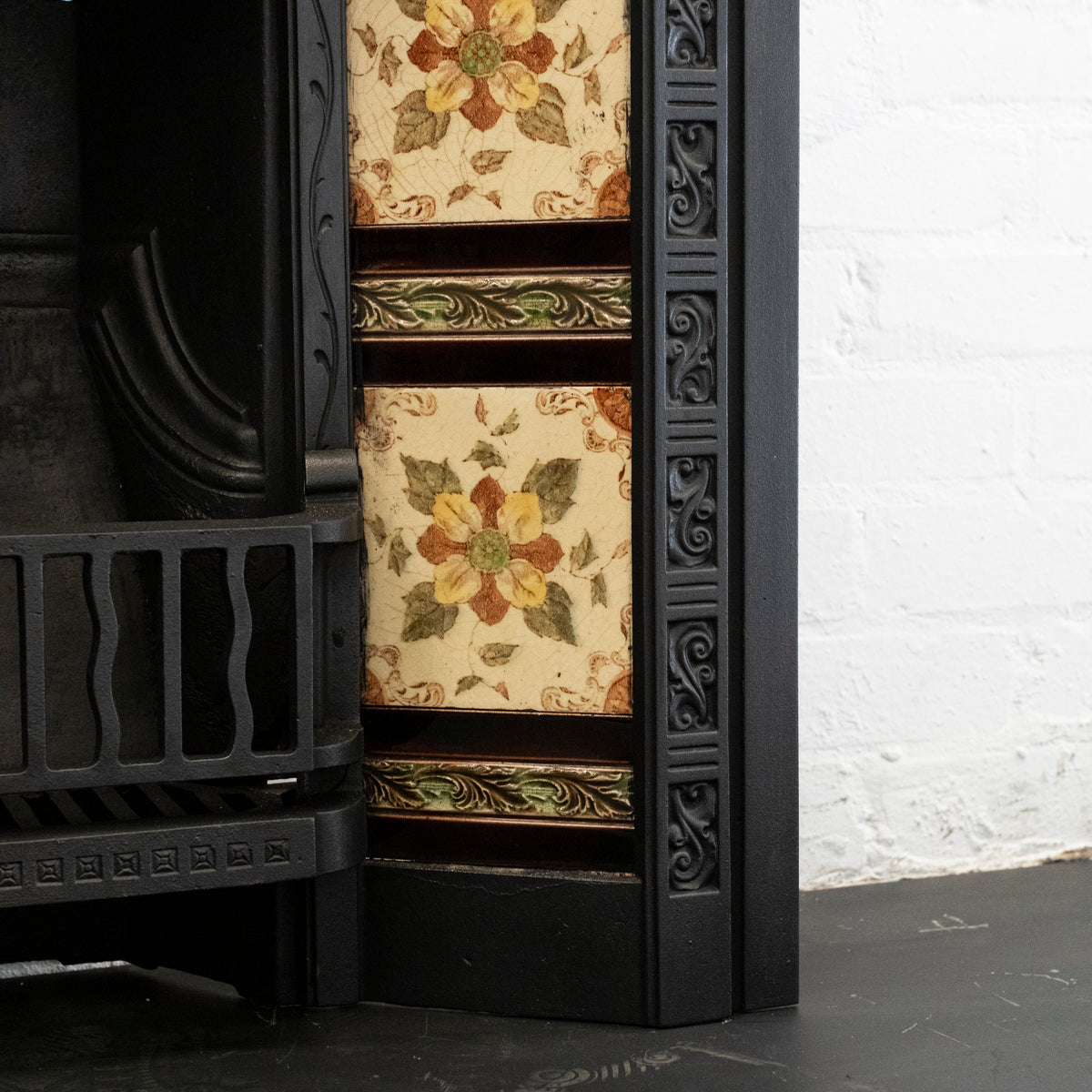 Antique Victorian Tiled Fireplace Insert | The Architectural Forum