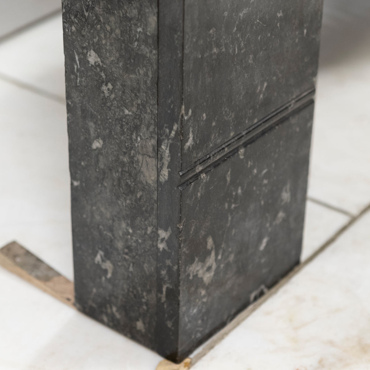 Antique Georgian Kilkenny Marble Fire Surround & Insert