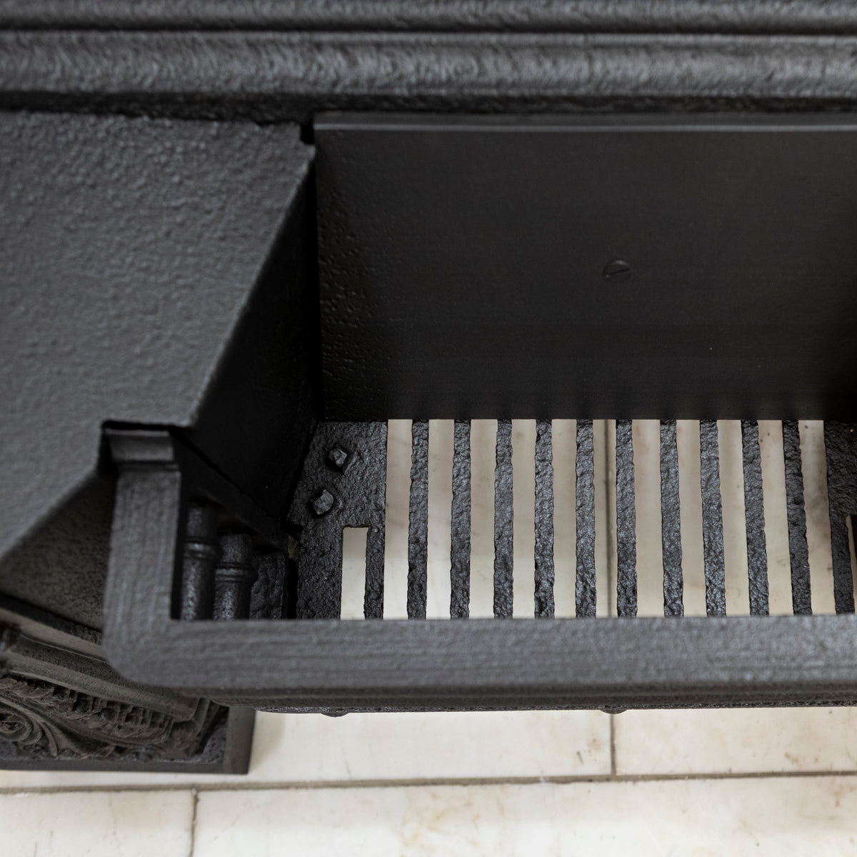 Antique Georgian Cast Iron Hob Grate | The Architectural Forum