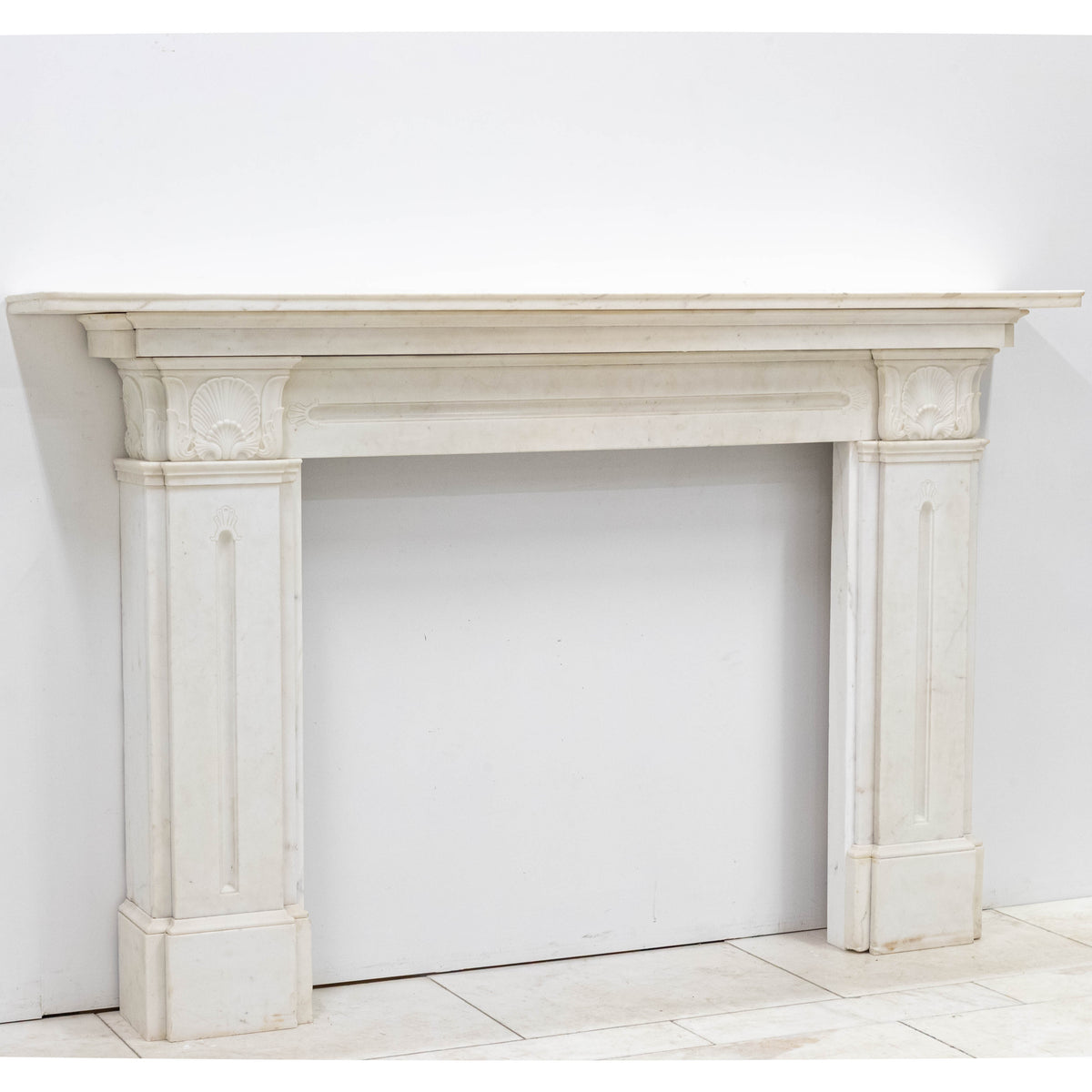 Antique Georgian Statuary Marble Surround with Acanthus
