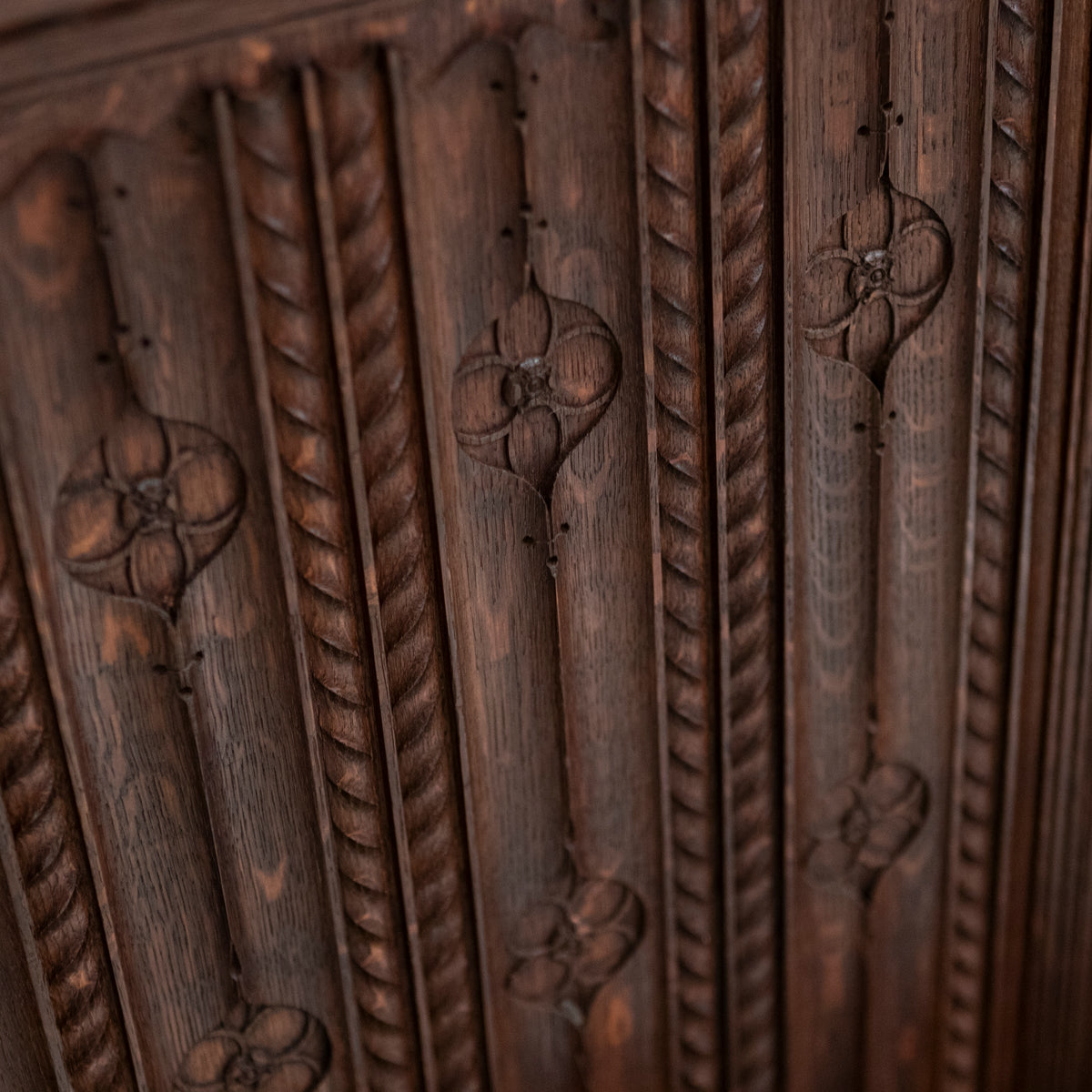 Antique Mid 19th Century Carved Linenfold Oak Panels | The Architectural Forum