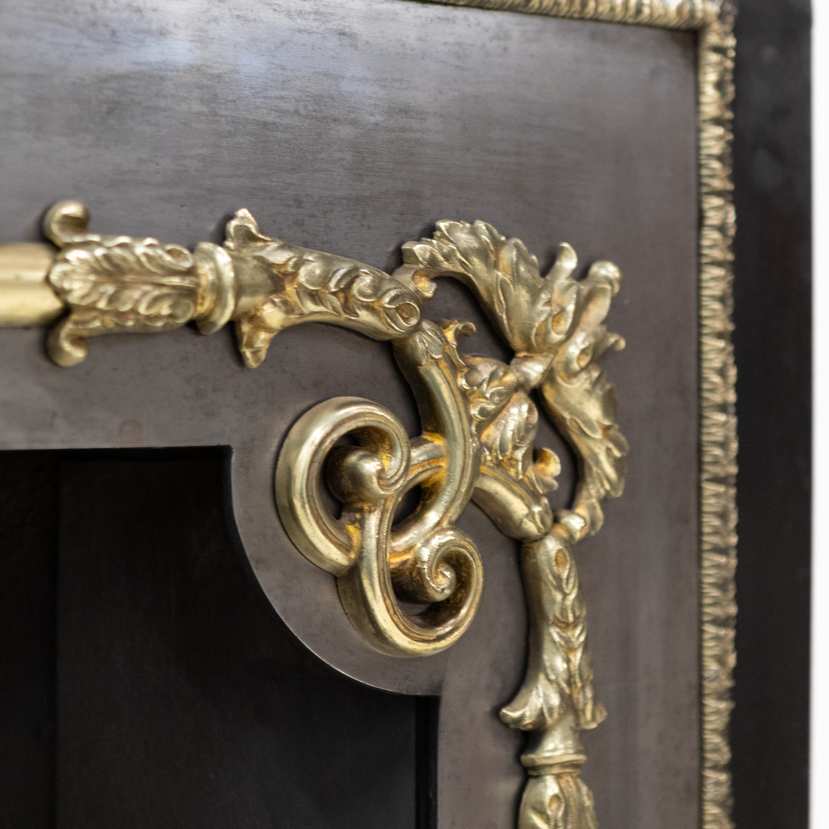 Antique Georgian Polished Hob Grate with Brass Mounts