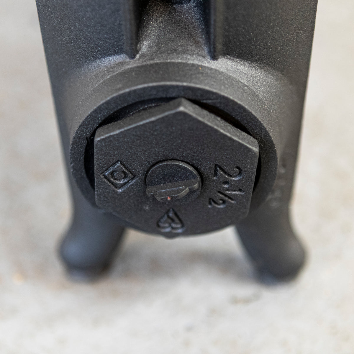 Antique Cast Iron Radiator | 10 Sections 80cm | The Architectural Forum