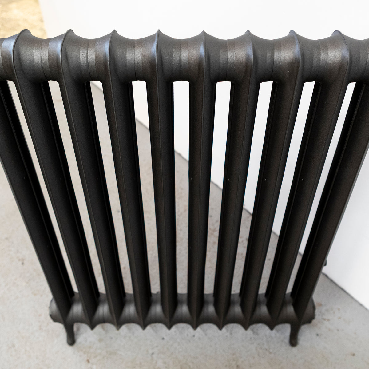 Antique Cast Iron Radiator | 10 Sections 80cm | The Architectural Forum