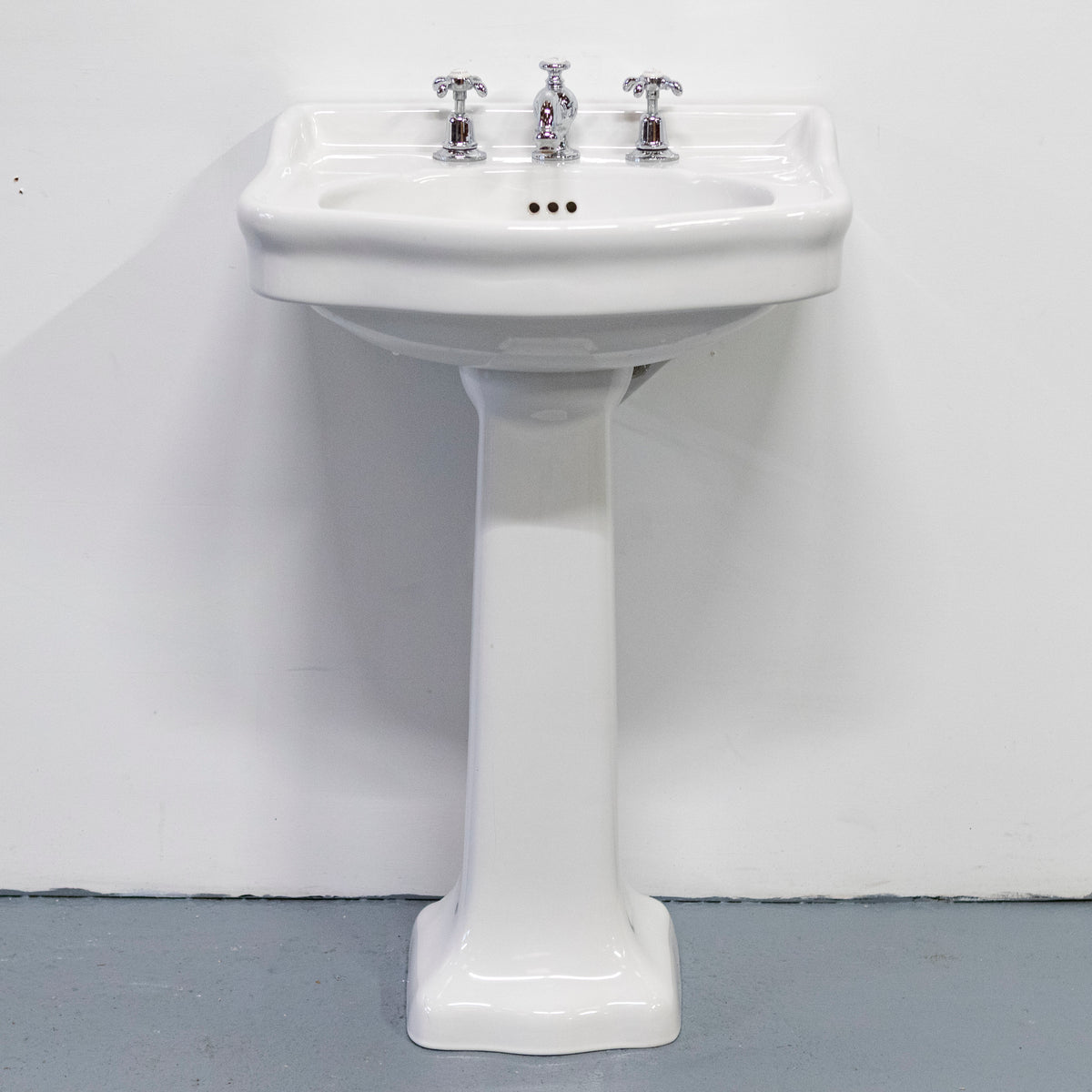 Lefroy Brooks Basin On Pedestal With Taps | La Chapelle Sink on Stand | The Architectural Forum