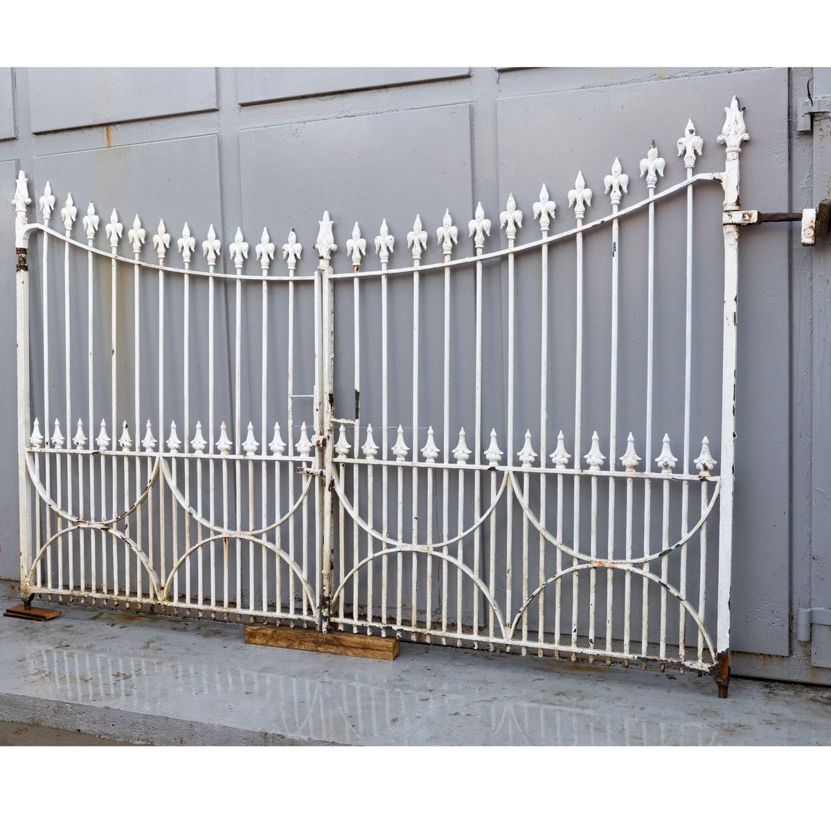 Impressive Victorian Wrought Iron Driveway Gates with Fleur-de-Lys Finials | The Architectural Forum