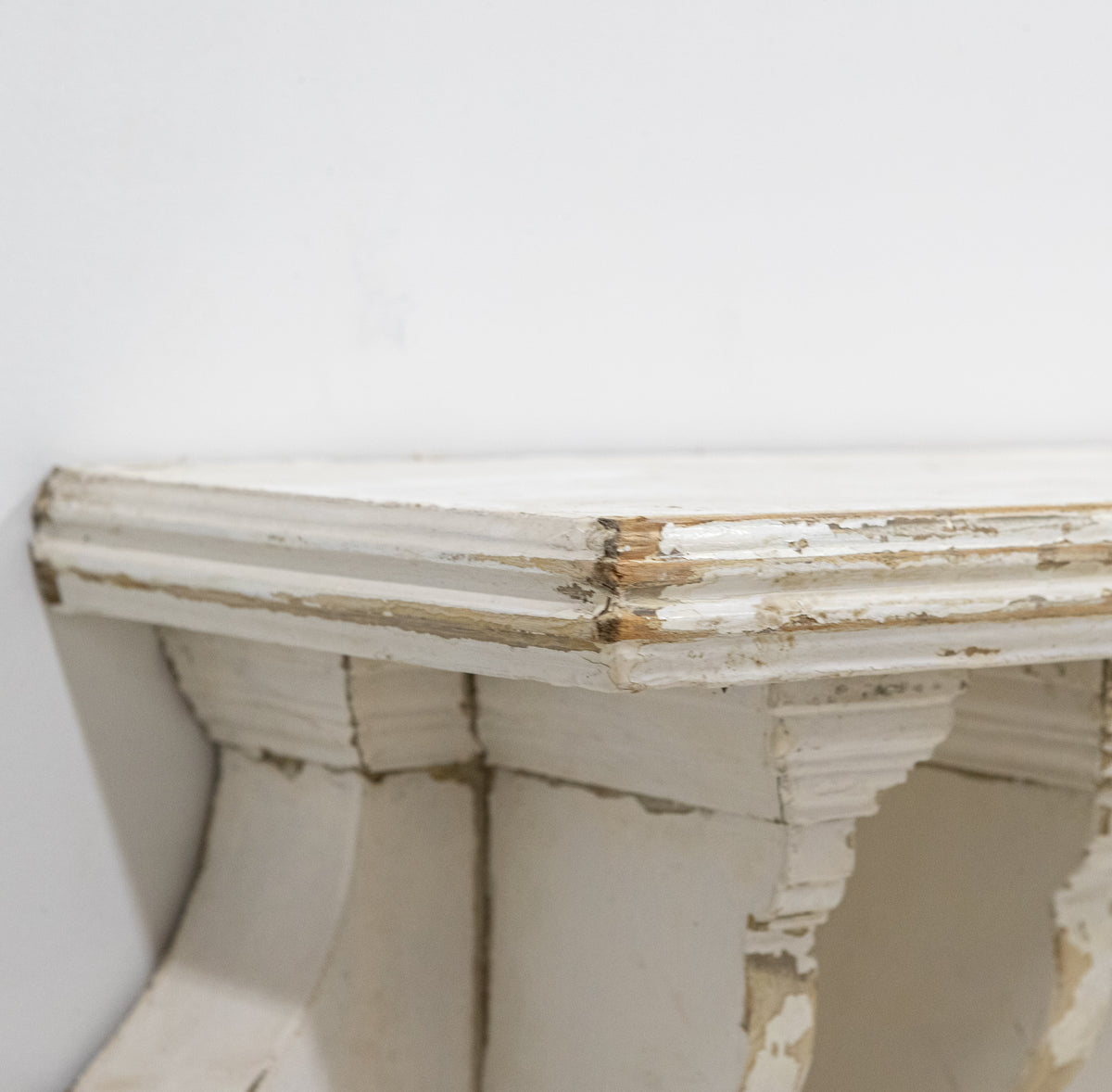 Antique Wooden Fireplace Surround | The Architectural Forum