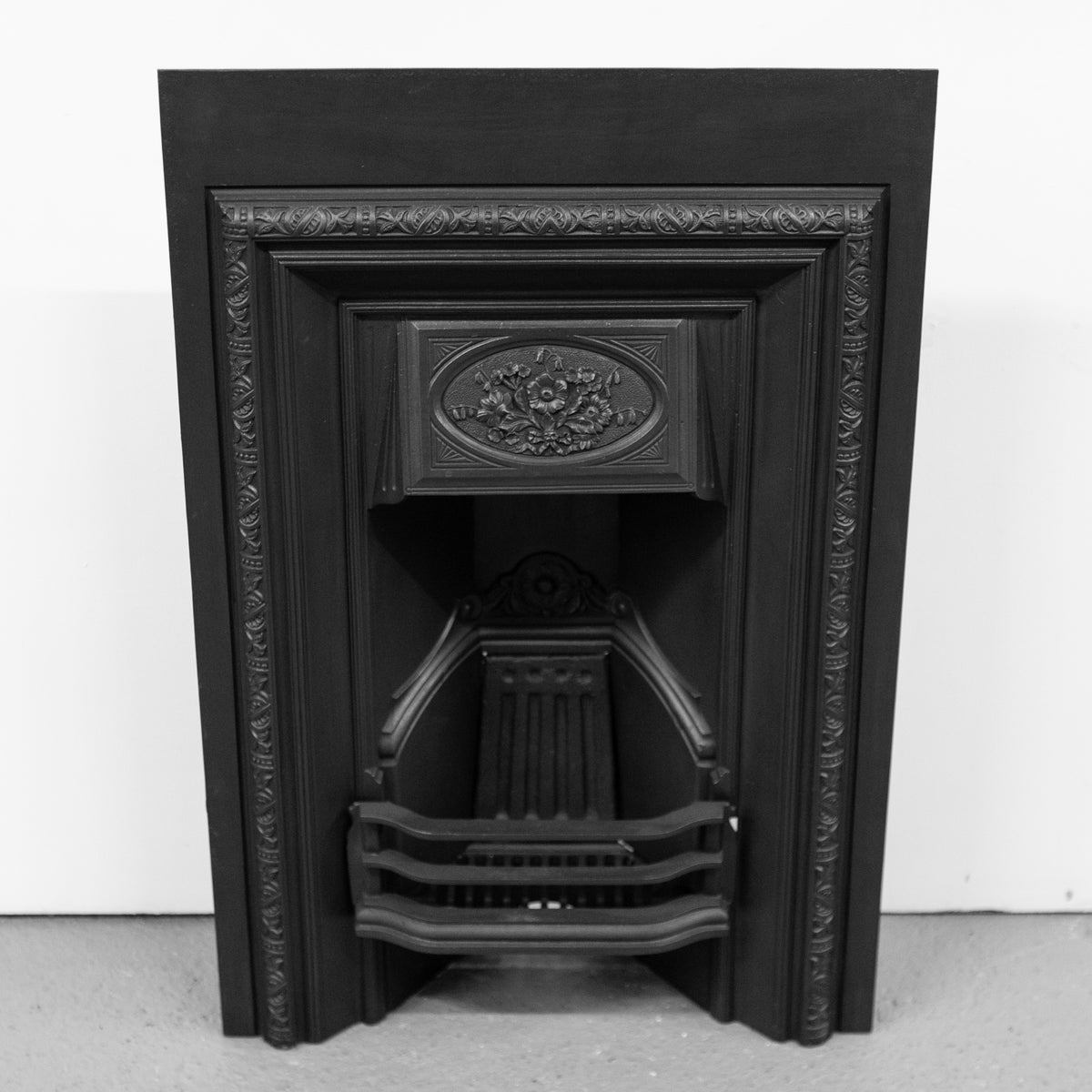 Antique Cast Iron Victorian Fireplace Insert