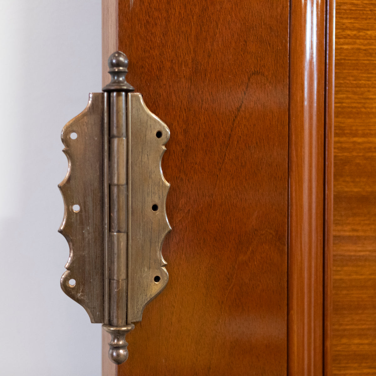 Oak & Mahogany Double Doors Reclaimed From Clothworkers' Company | The Architectural Forum