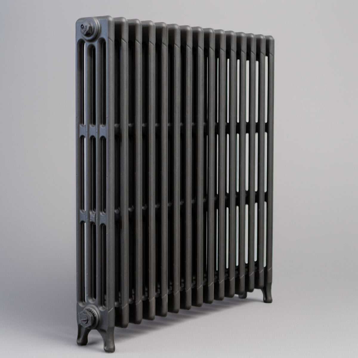 Antique Cast Iron Radiator | 15 Sections 88cm | The Architectural Forum