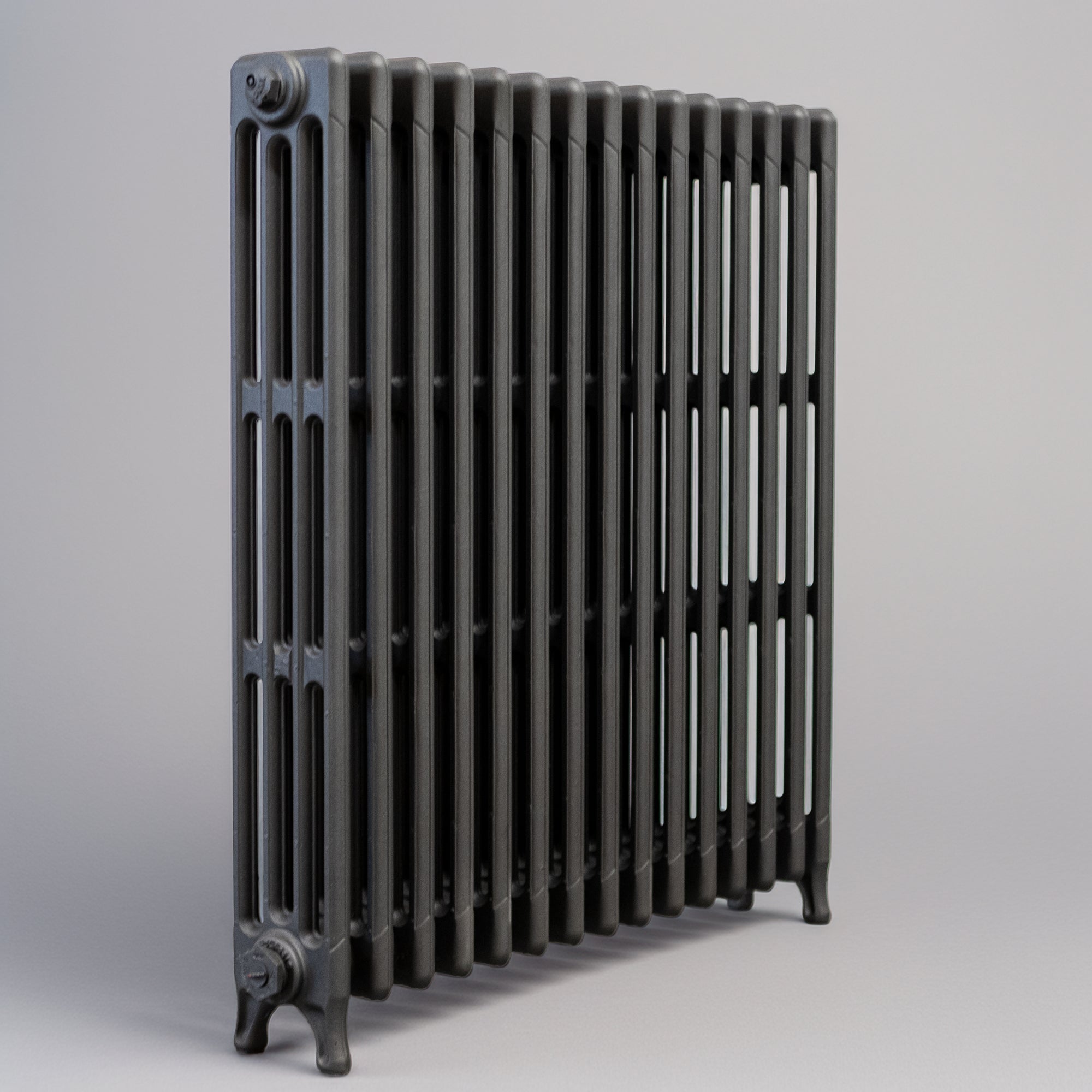 Antique Cast Iron Radiator | 15 Sections 88cm | The Architectural Forum