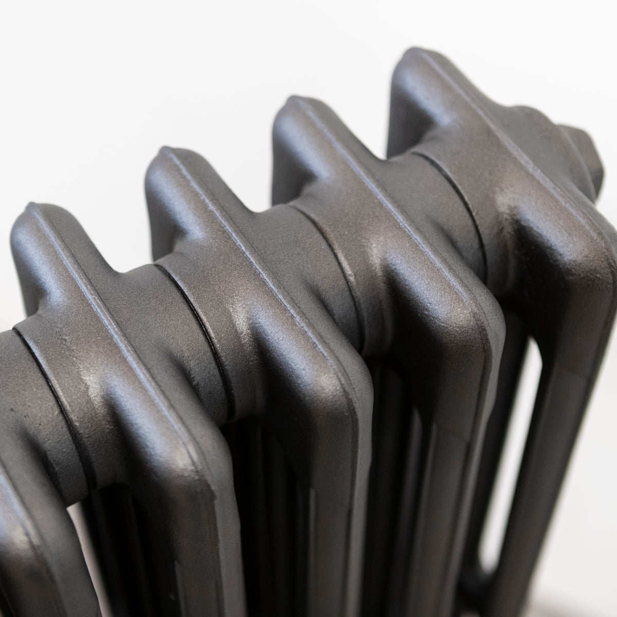 Antique Cast Iron Radiator | 15 Sections 88cm | The Architectural Forum