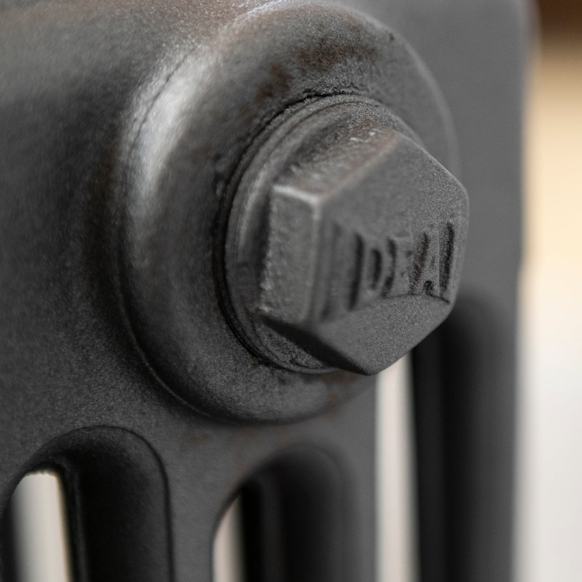 Antique Cast Iron Radiator | 15 Sections 88cm | The Architectural Forum