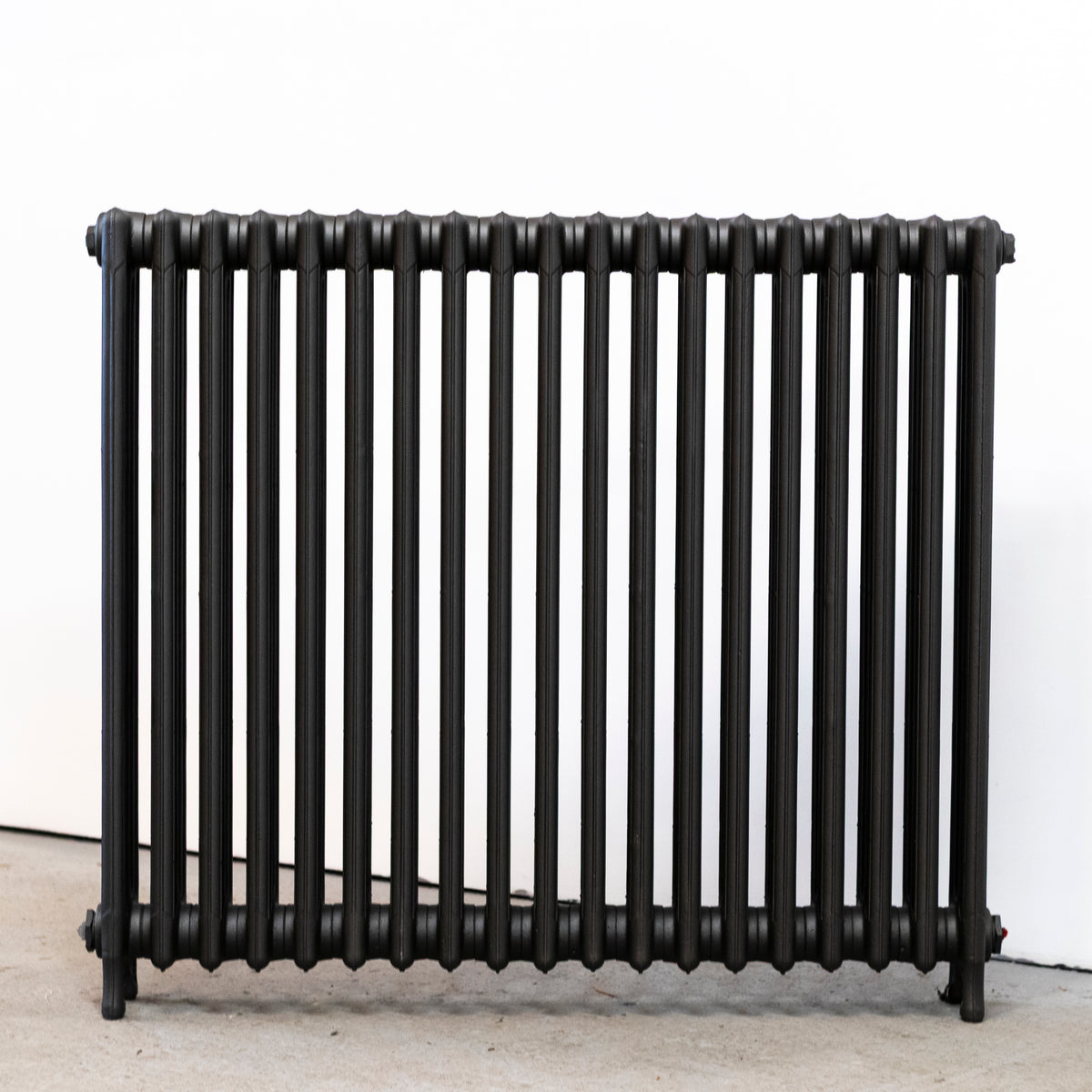 Antique Cast Iron Radiator | 19 Sections 108cm | The Architectural Forum