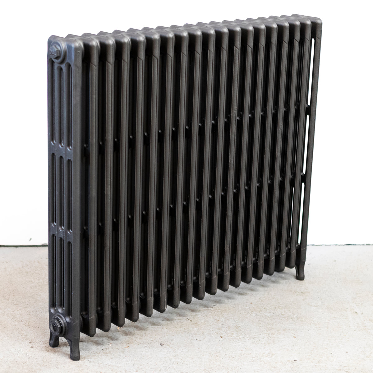 Antique Cast Iron Radiator | 19 Sections 108cm | The Architectural Forum