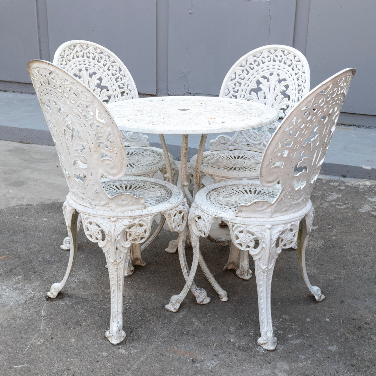 Reclaimed Jardine Leisure Coalbrookdale Patio Set | The Architectural Forum