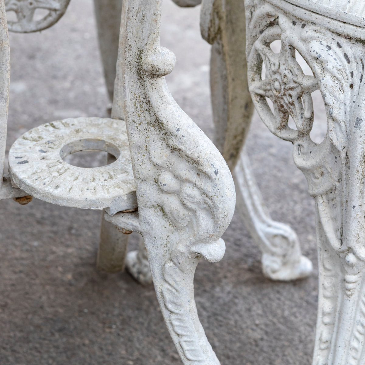 Reclaimed Jardine Leisure Coalbrookdale Patio Set | The Architectural Forum