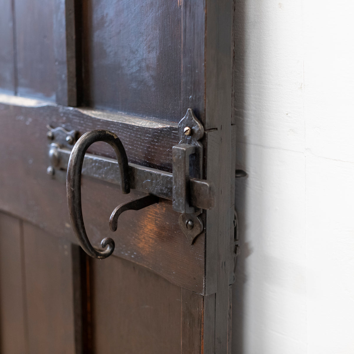 Antique Oak Latch Door - 202cm x 89.5cm | The Architectural Forum