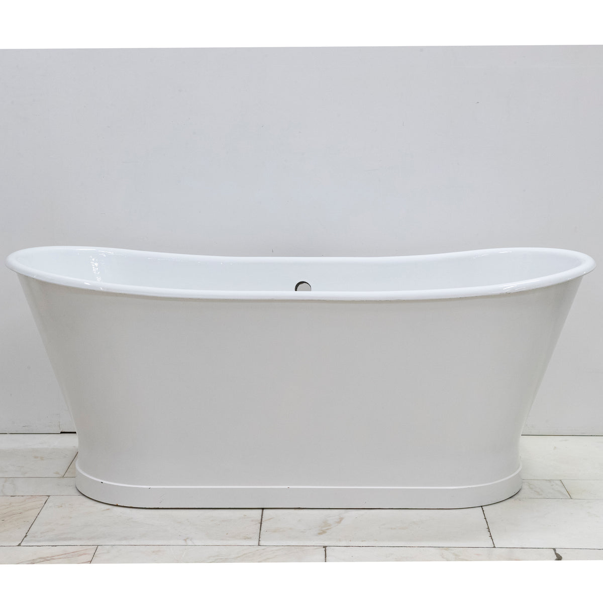 Reclaimed Cast Iron Double-Ended Bath | Recor Bathtub | The Architectural Forum