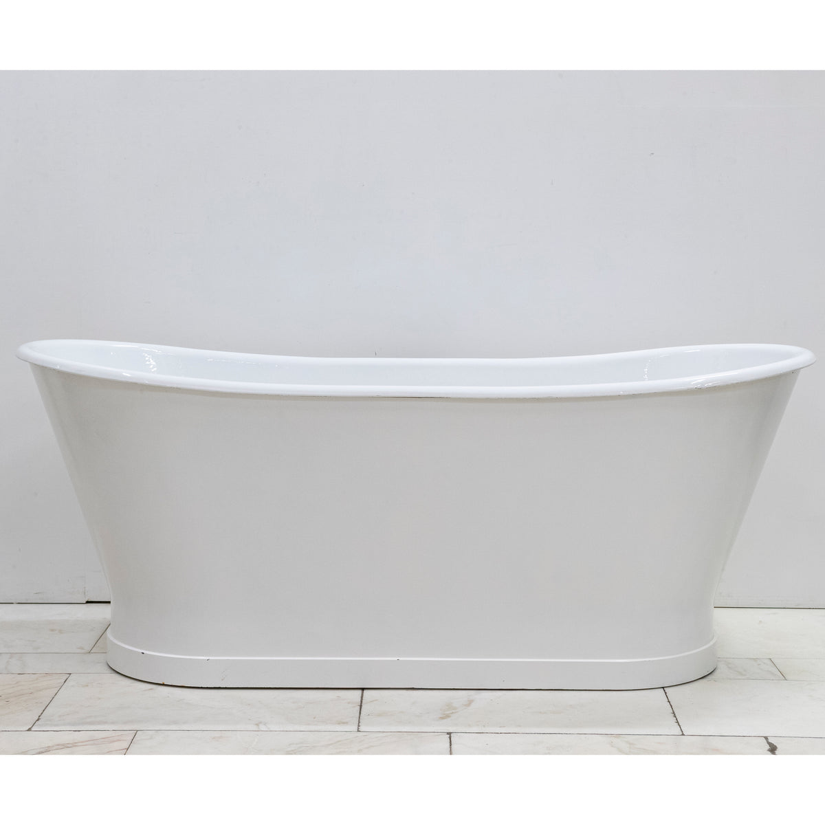 Reclaimed Cast Iron Double-Ended Bath | Recor Bathtub | The Architectural Forum
