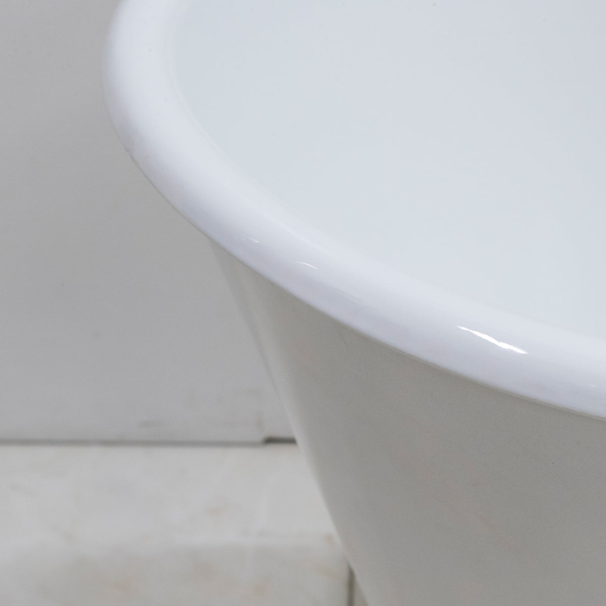 Reclaimed Cast Iron Double-Ended Bath | Recor Bathtub | The Architectural Forum