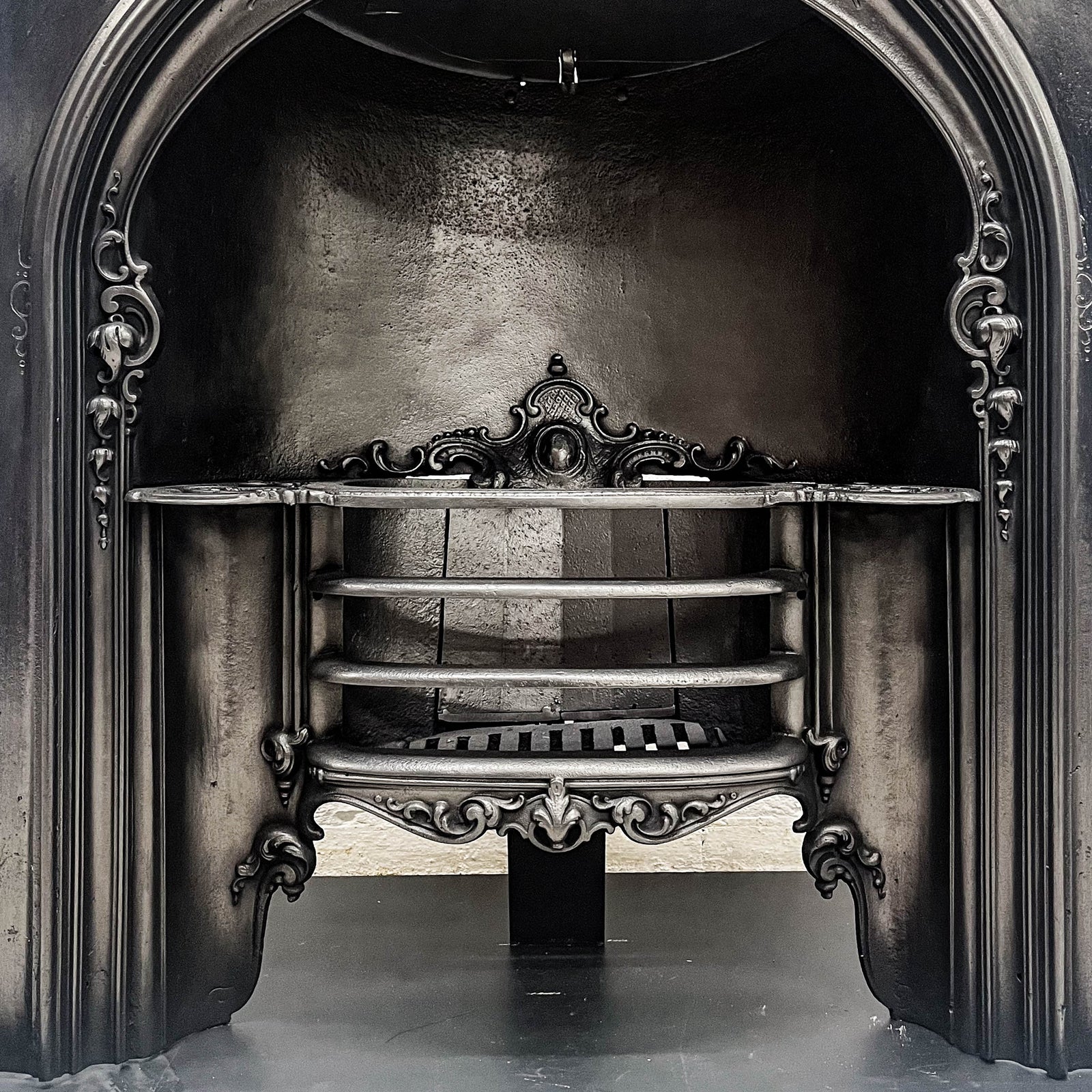 Antique Early Victorian Cast Iron Arched Insert | The Architectural Forum