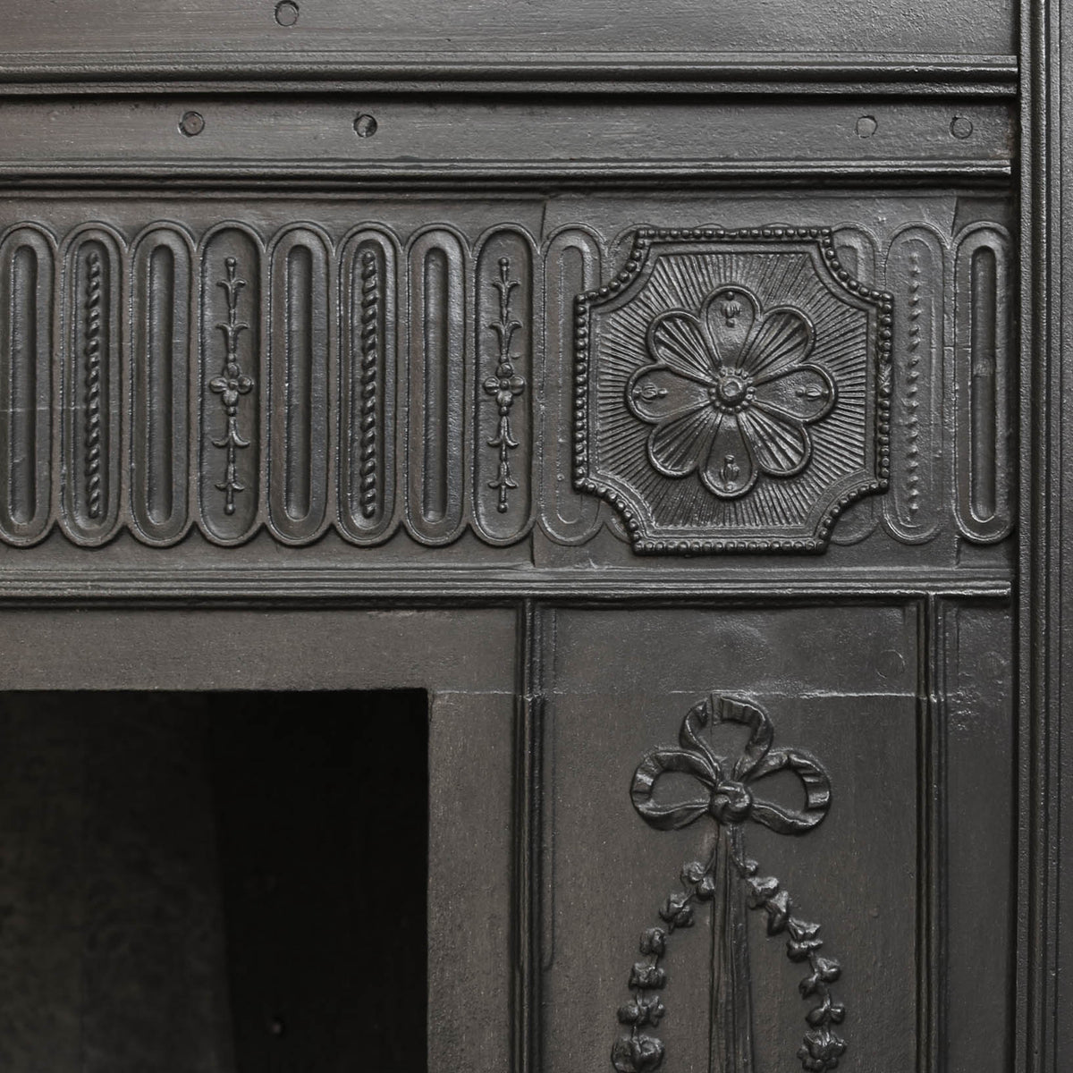 Antique Grand Georgian Cast Iron Register Grate | The Architectural Forum