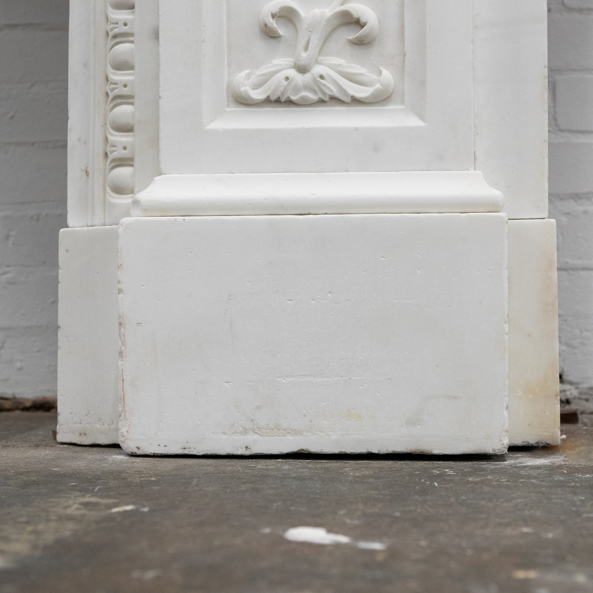 Antique Victorian Carved Statuary Marble Arched Chimneypiece | The Architectural Forum