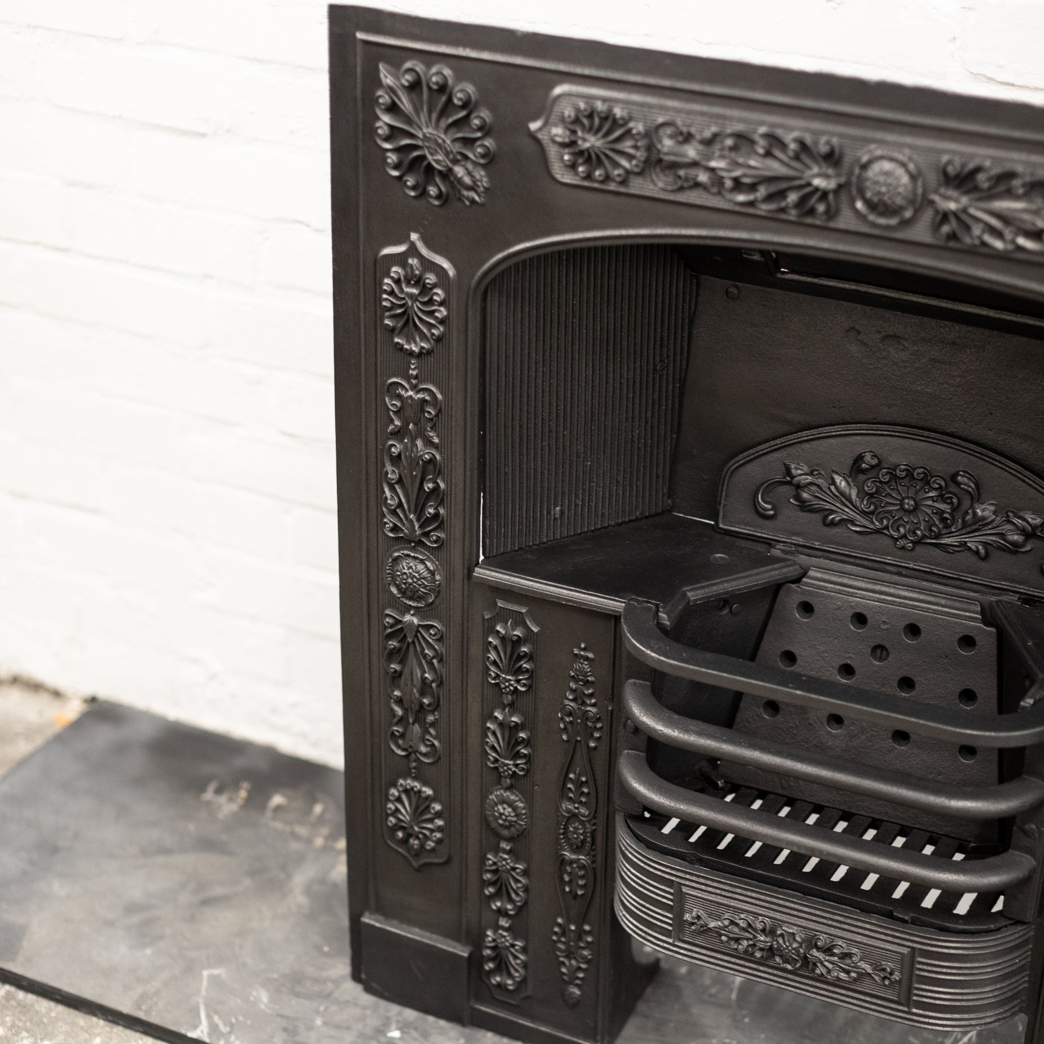 Antique Georgian Cast Iron Hob Grate - The Architectural Forum